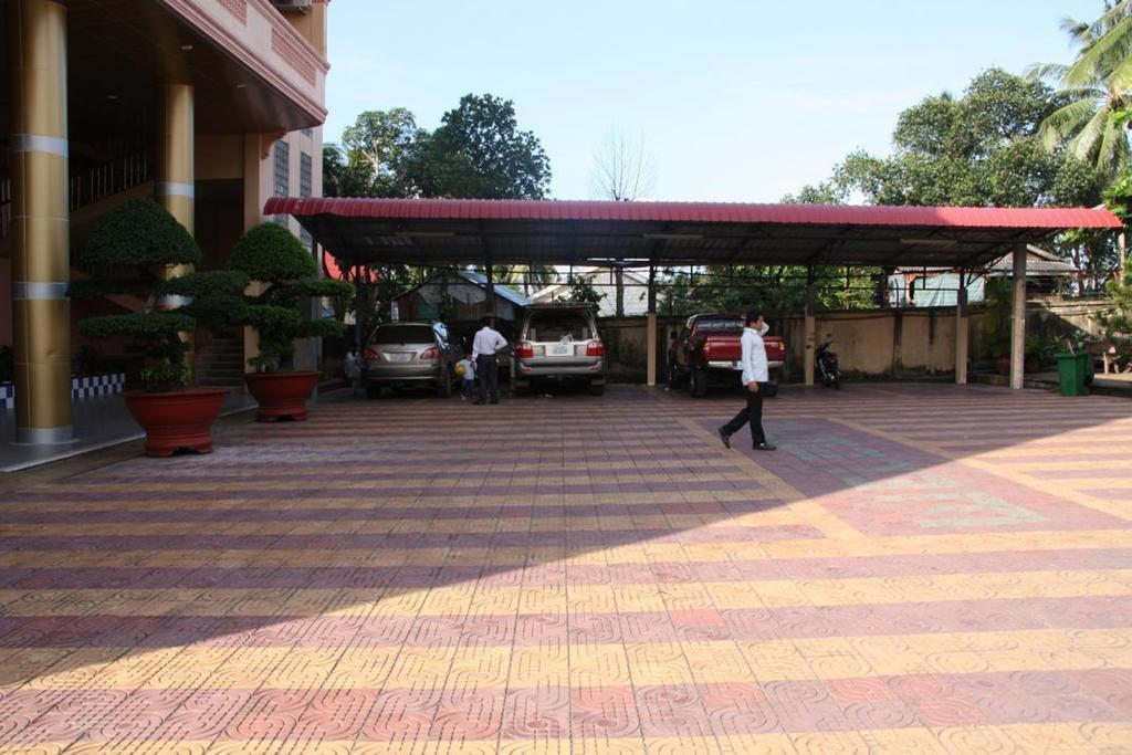 Chhne Chulsa Hotel Sihanoukville Exterior foto