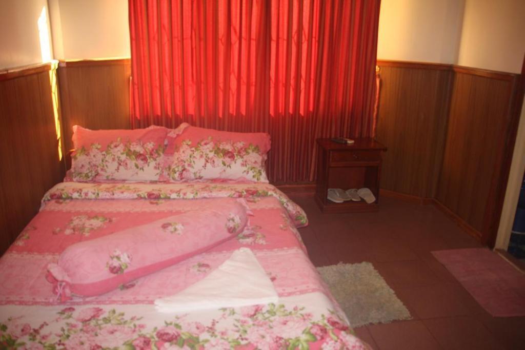 Chhne Chulsa Hotel Sihanoukville Habitación foto
